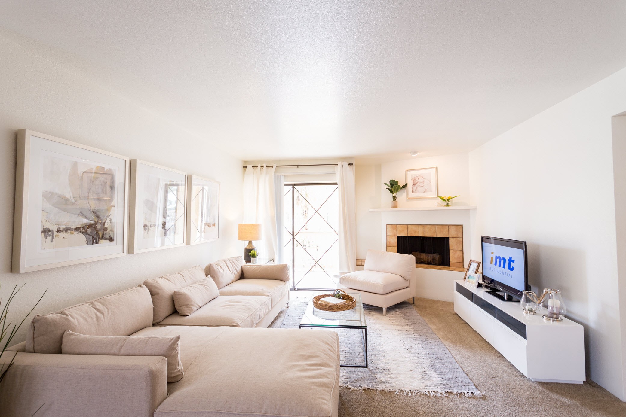 √ Moorings At Mesa Cove