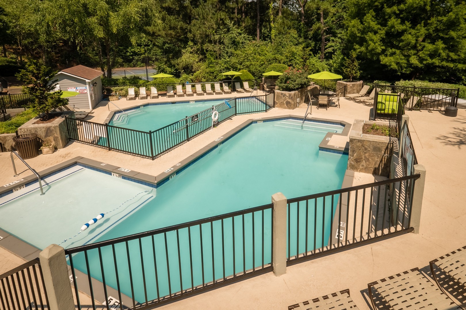 The 1800 at Barrett Lakes, Kennesaw - (see pics & AVAIL)