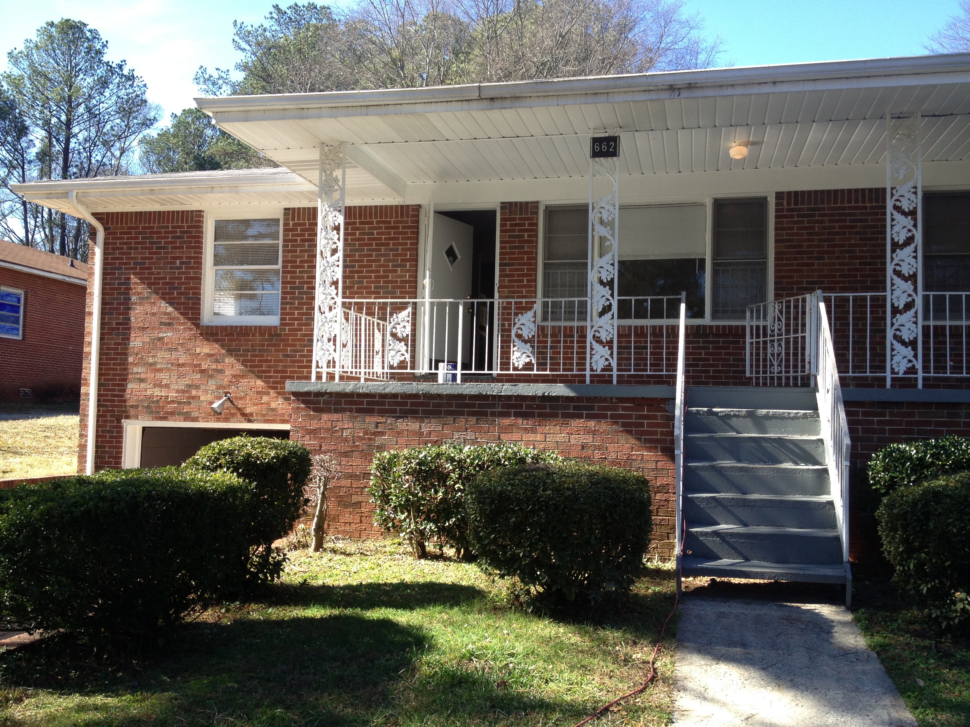 662 Gary Rd NW, Atlanta, GA 30318 3 Bedroom House for Rent for 1,000