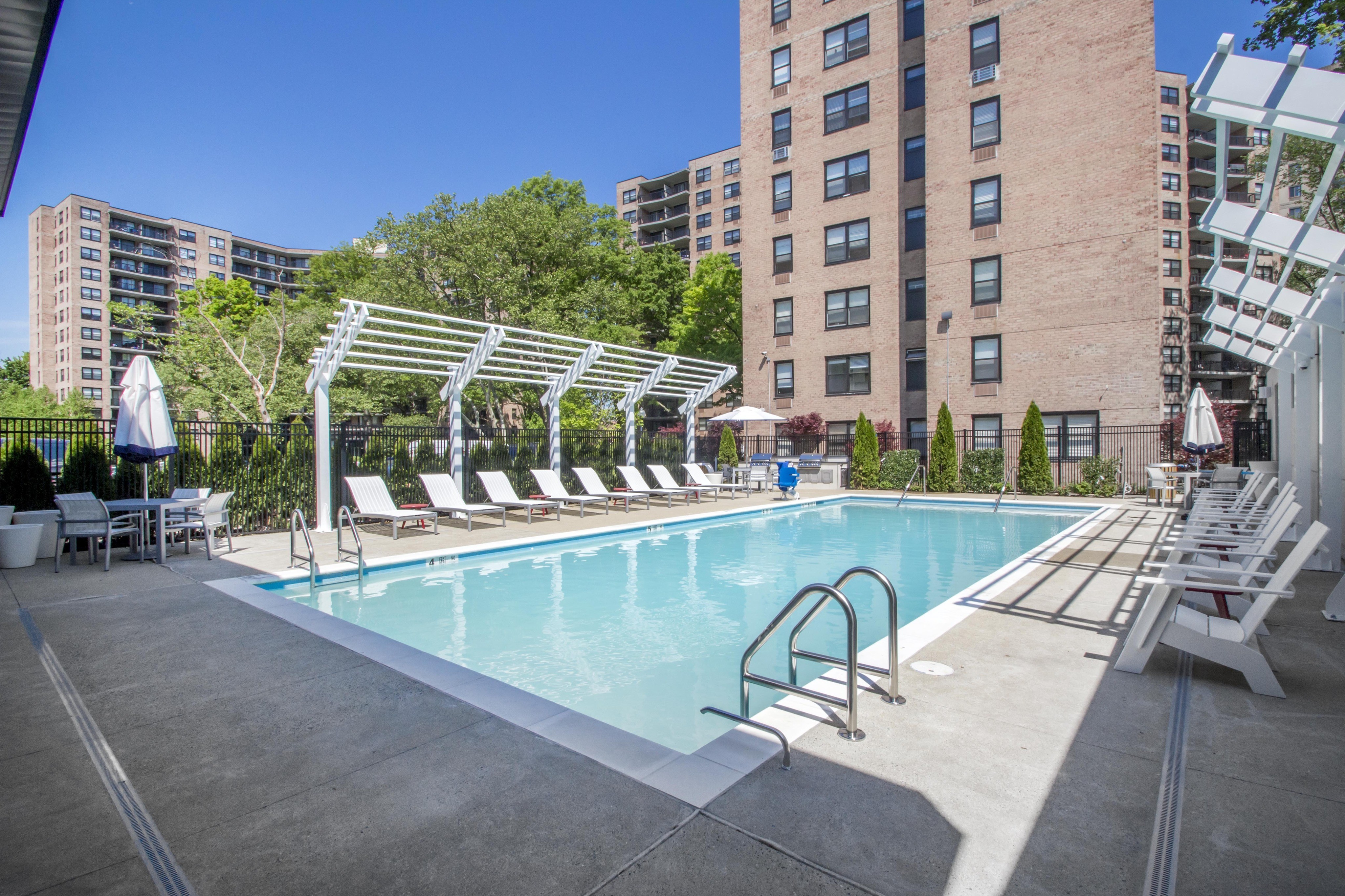 The Residences On Bedford Stamford see Pics AVAIL 