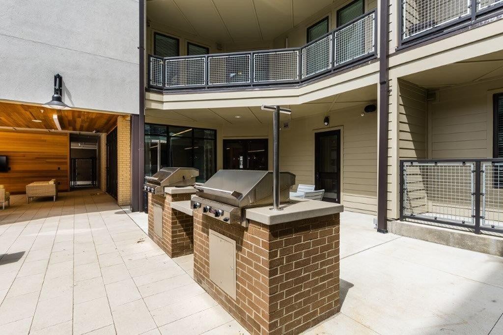 Terra House, Nashville (see pics &amp; AVAIL)