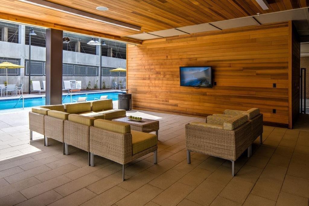 Terra House, Nashville (see pics &amp; AVAIL)