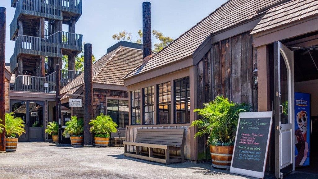 Mariners Village, Marina Del Rey (see pics & AVAIL)