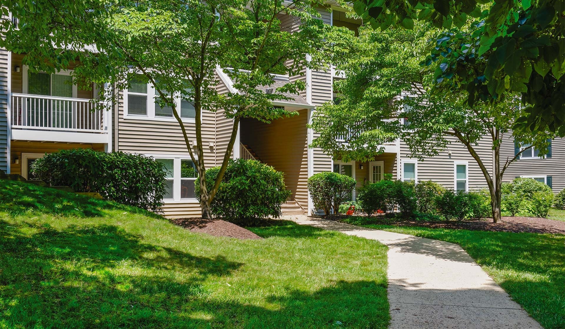 Burke Shire Commons Apartments, Burke - (see pics & AVAIL)