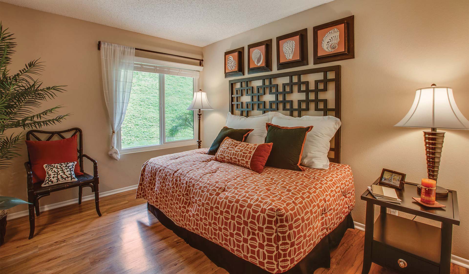 Hidden Cove Apartments, Escondido - (see pics & AVAIL)