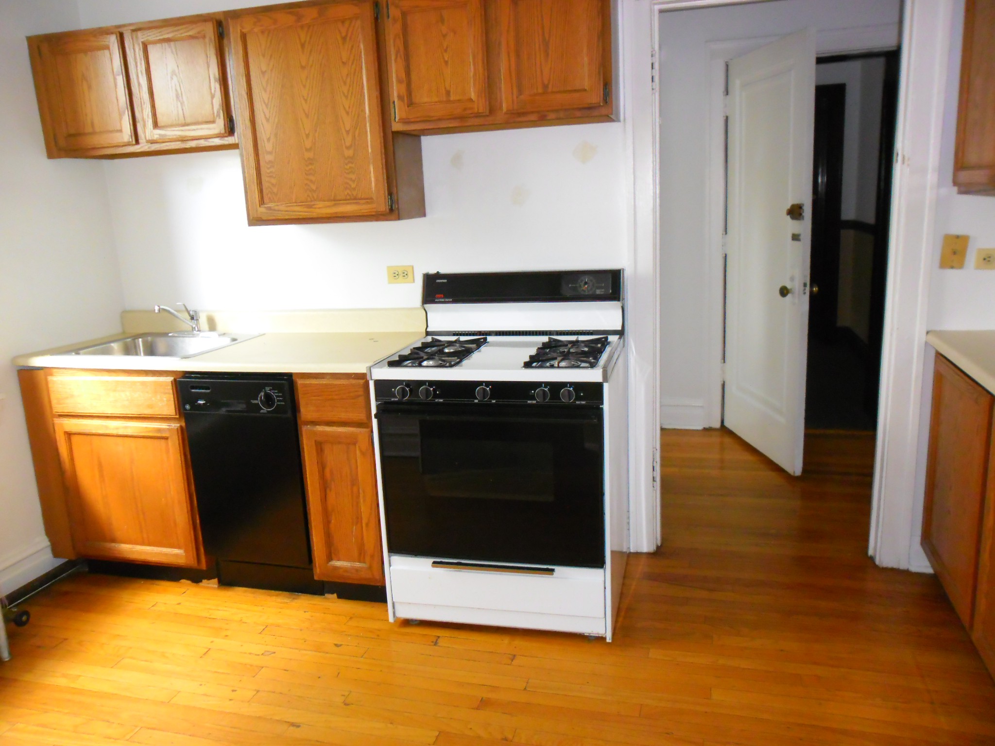 Check Out Today's Cheapest Rentals In North Center, Chicago