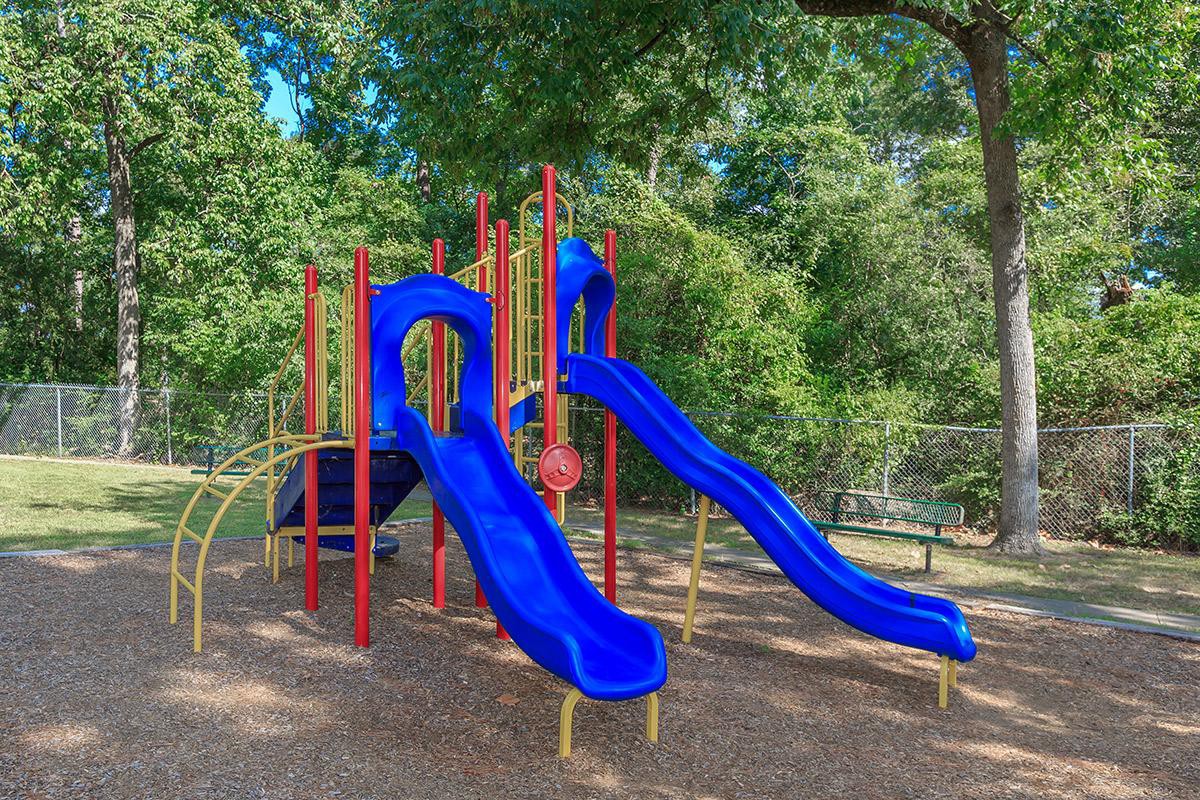 Cypress Parc, Houston - (see pics & AVAIL)