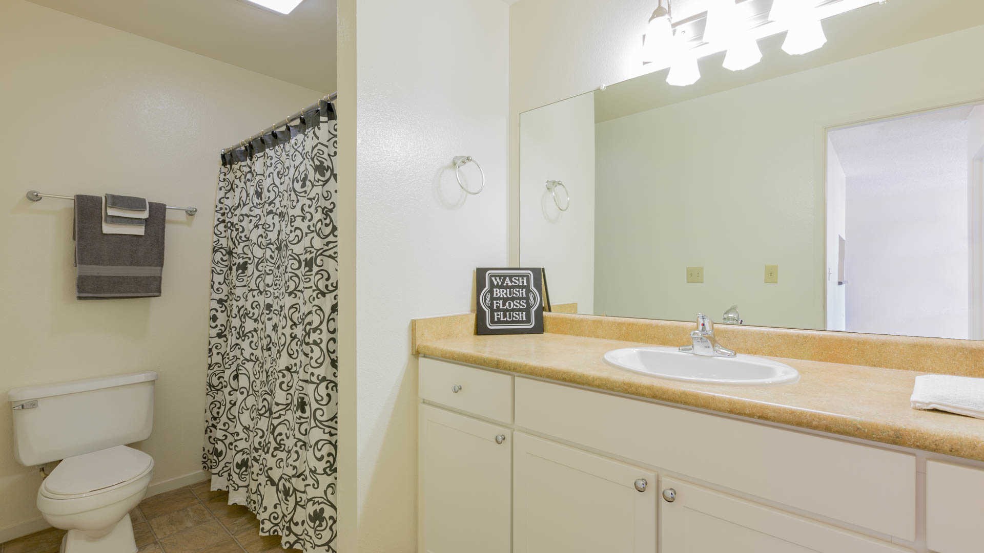Creekside Apartments, San Mateo - (see reviews, pics & AVAIL)