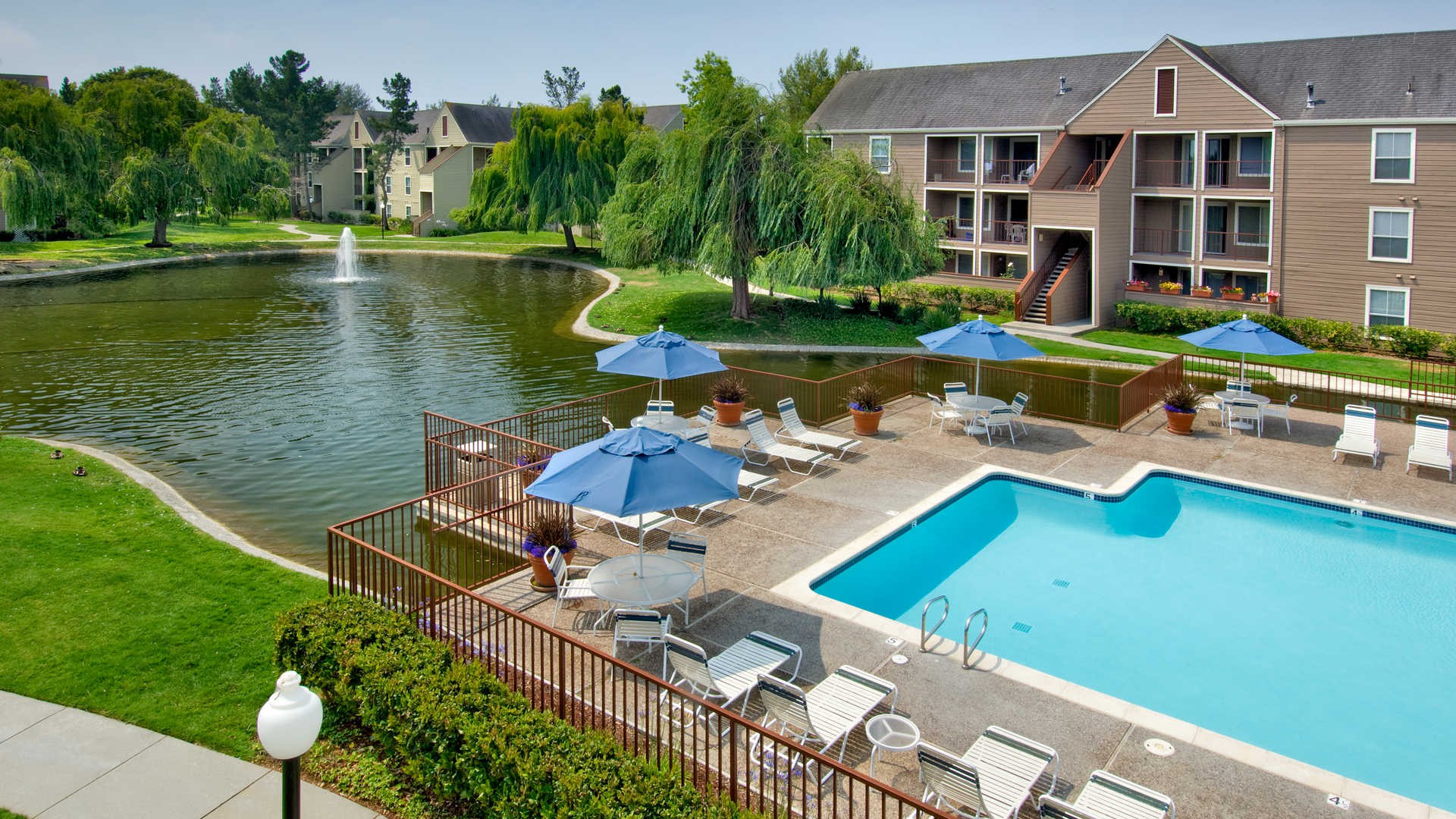 Riva Terra Apartments at Redwood Shores, Redwood City - (see reviews