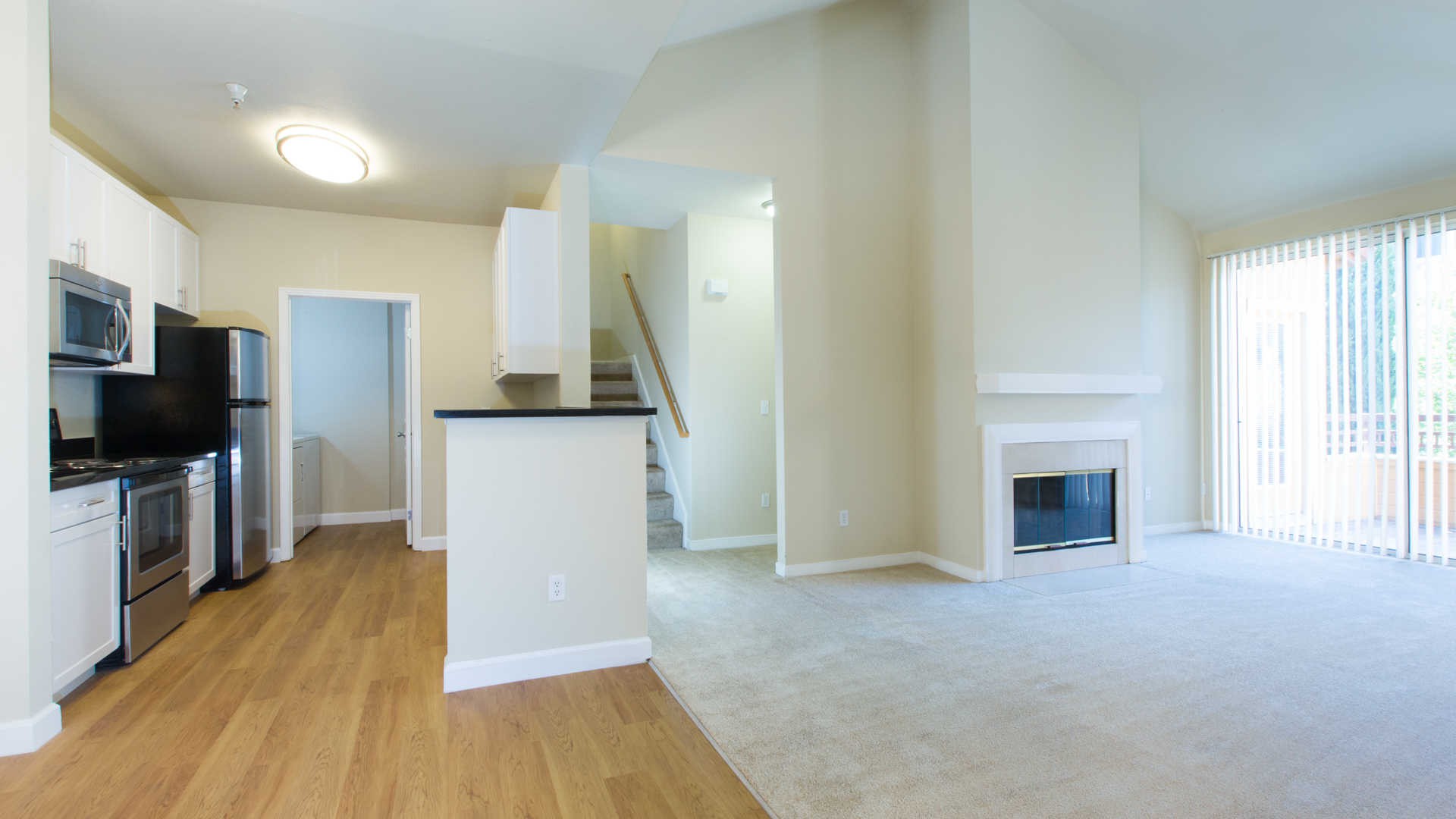 City Gate at Cupertino, Cupertino (see reviews, pics