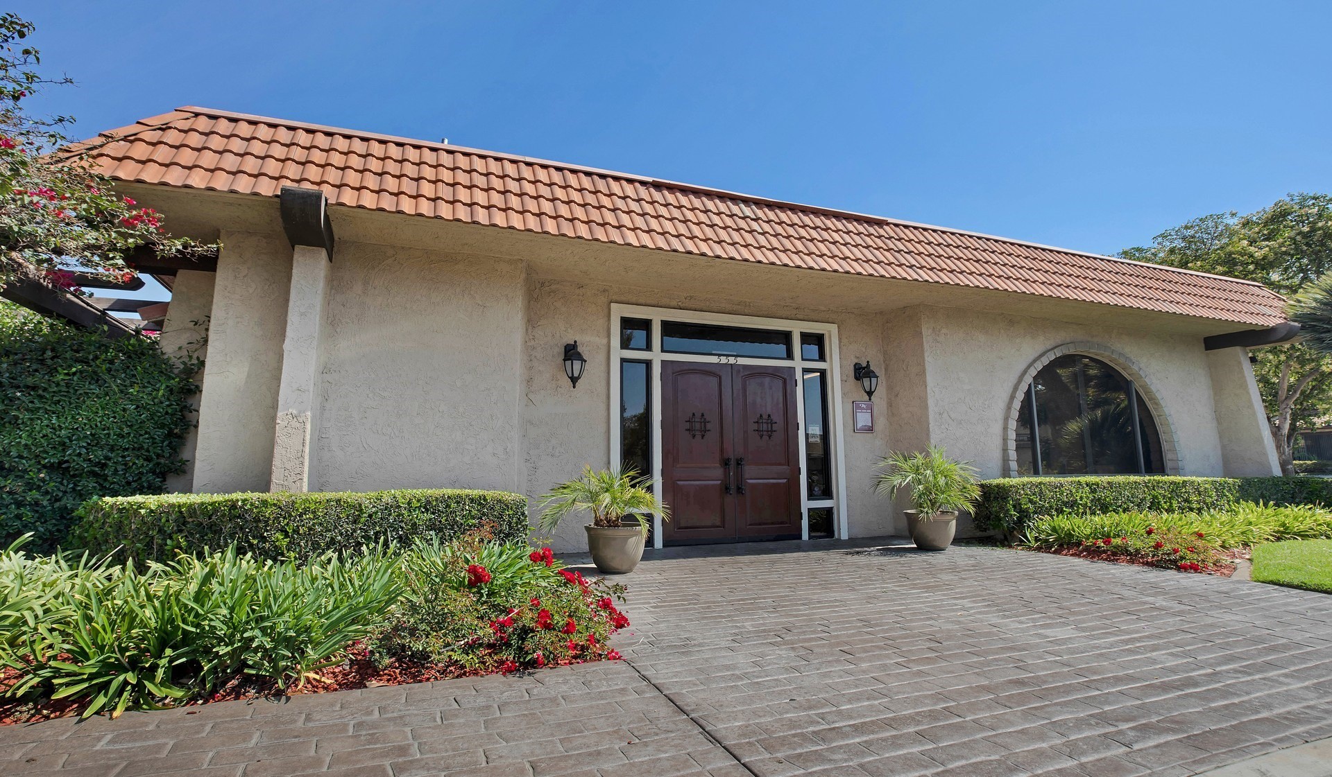 Rosewood Apartments, Camarillo - (see pics & AVAIL)