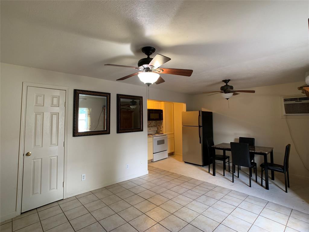 What's the cheapest rental available in Houston, right now?