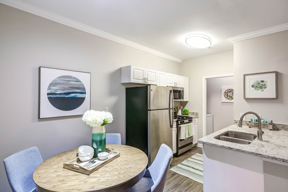 Riverstone at Owings Mills Apartments, Owings Mills - (see pics & AVAIL)