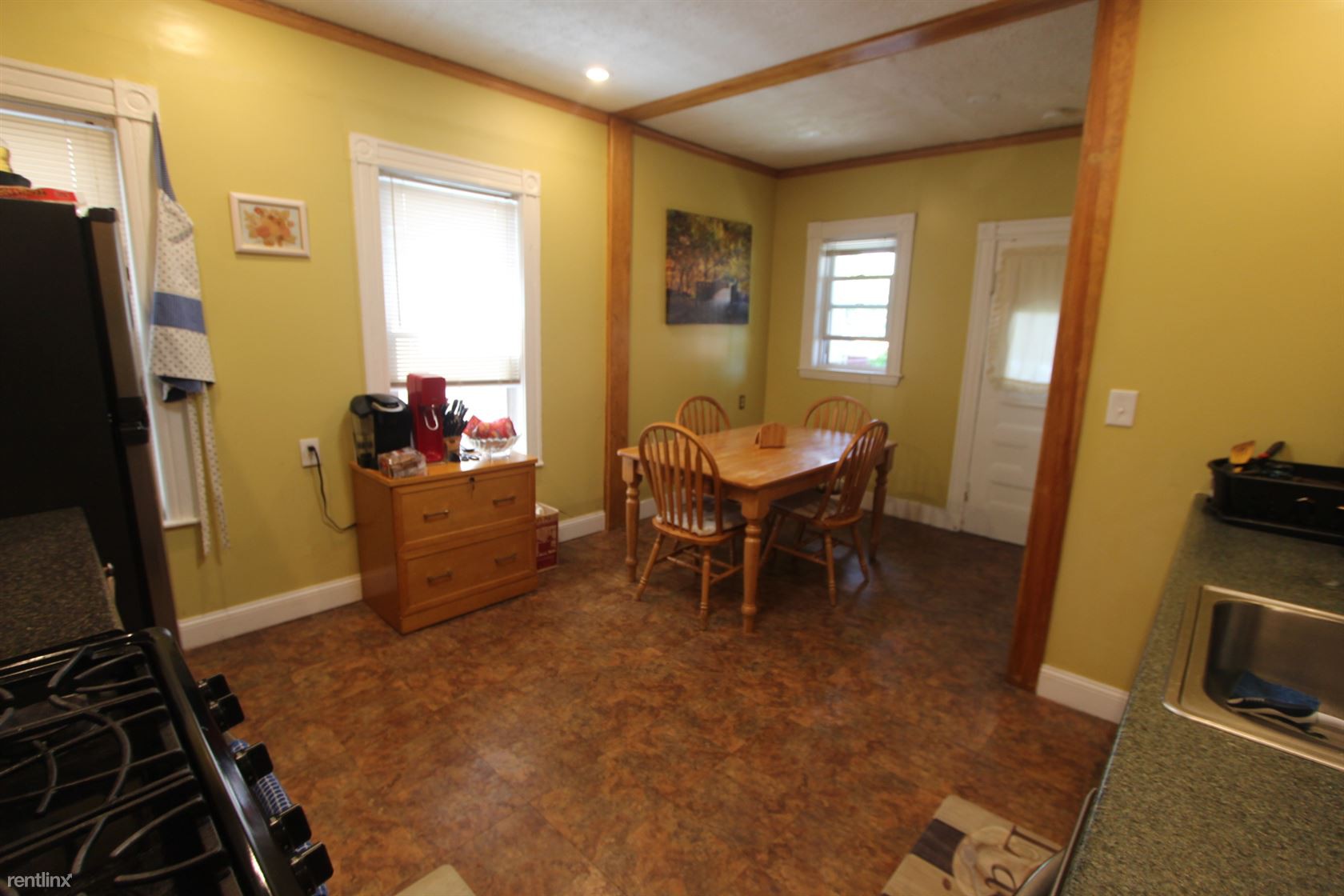 What's the cheapest rental available in Somerville, right now?