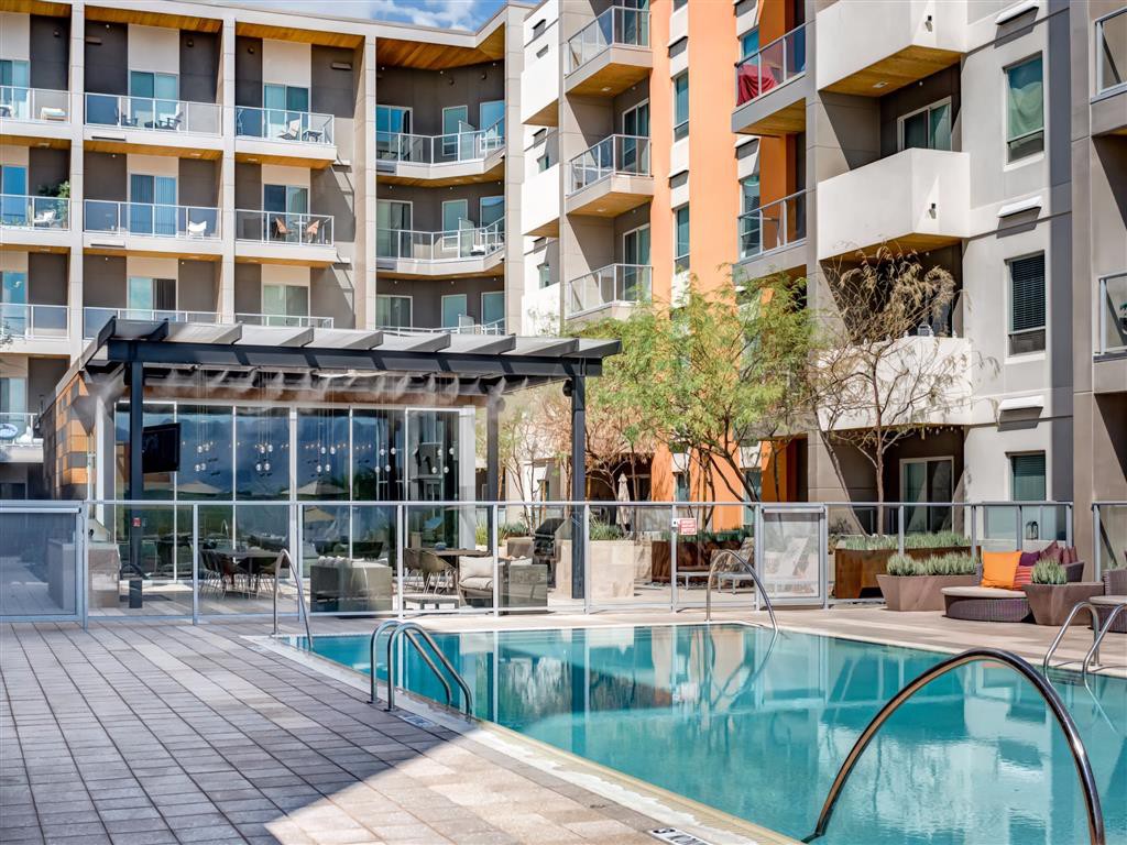 Broadstone Scottsdale Quarter, Scottsdale (see pics &amp; AVAIL)