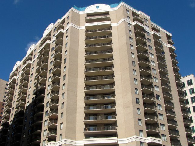 Richmond Square, Arlington (see pics &amp; AVAIL)