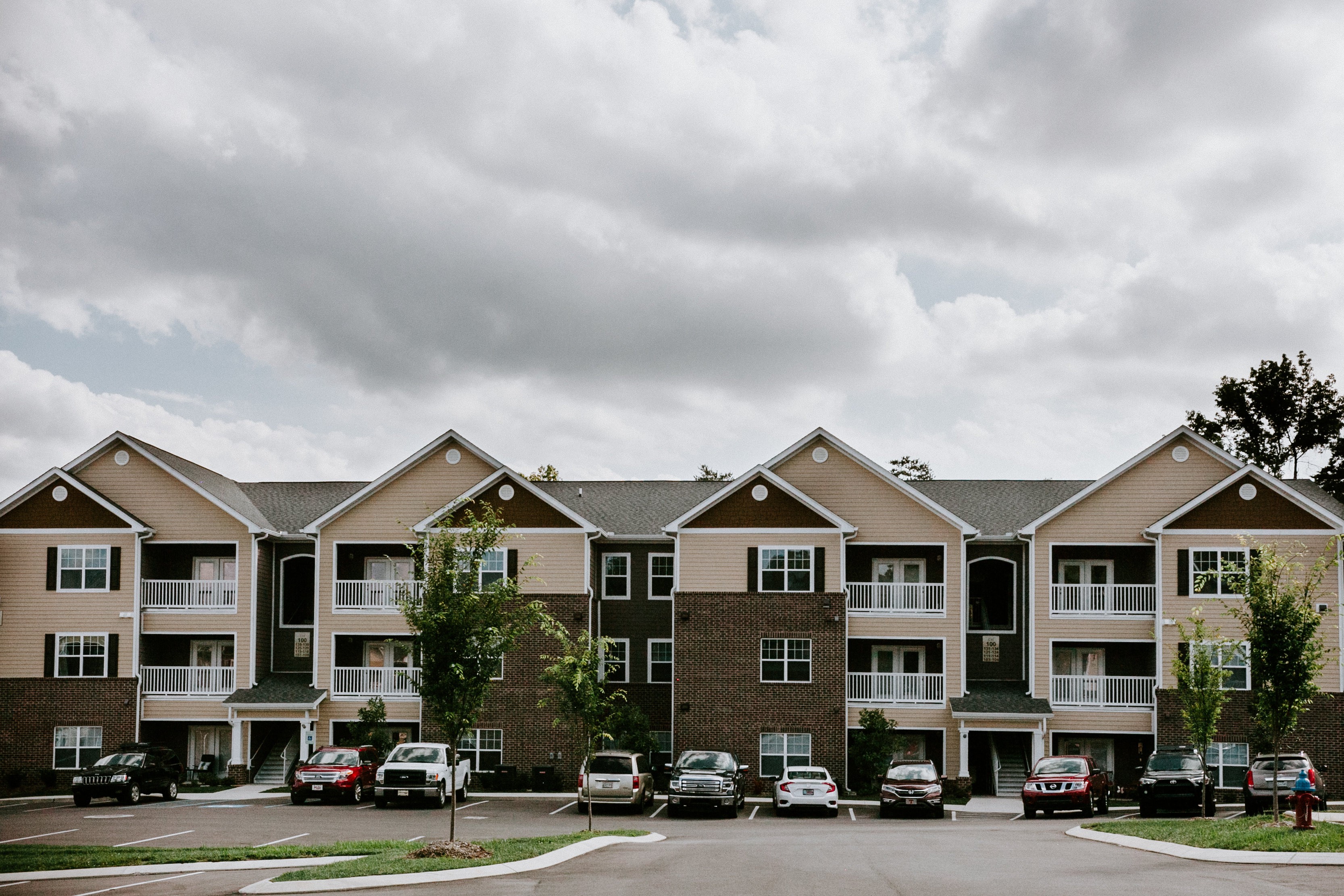 Glen Hollow, Soddy-daisy - (see pics & AVAIL)