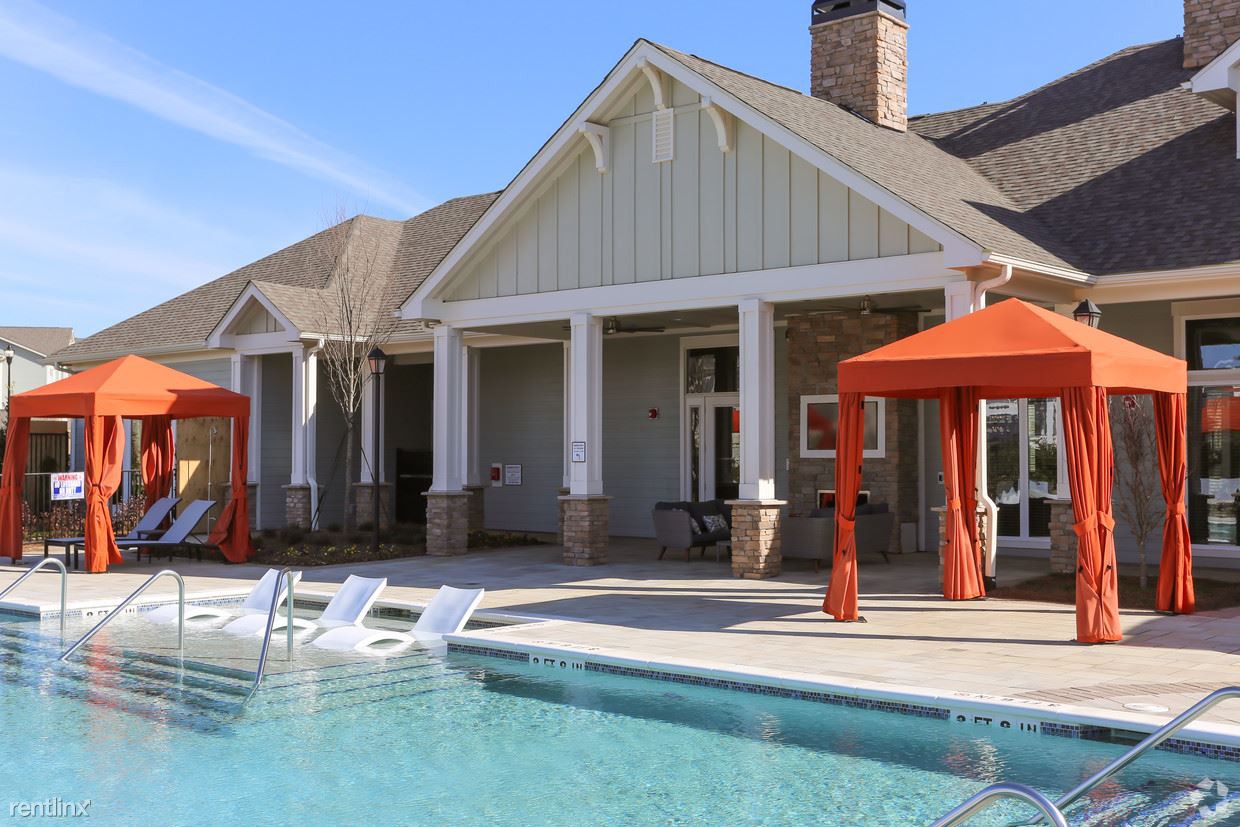 Apartments Near UNC Charlotte College Student Apartments