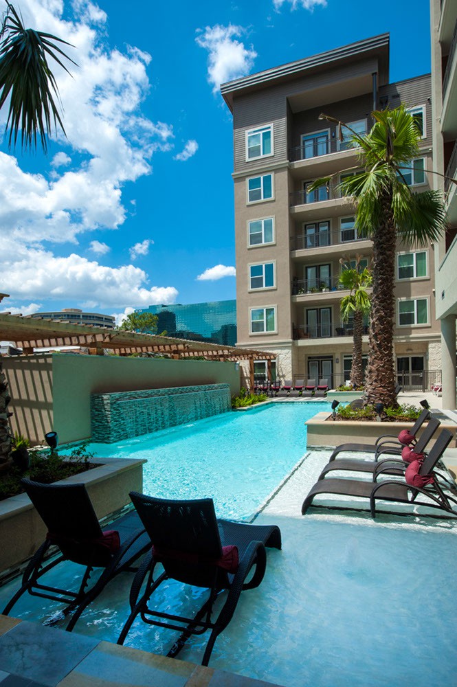 Astor Tanglewood, Houston - (see pics & AVAIL)