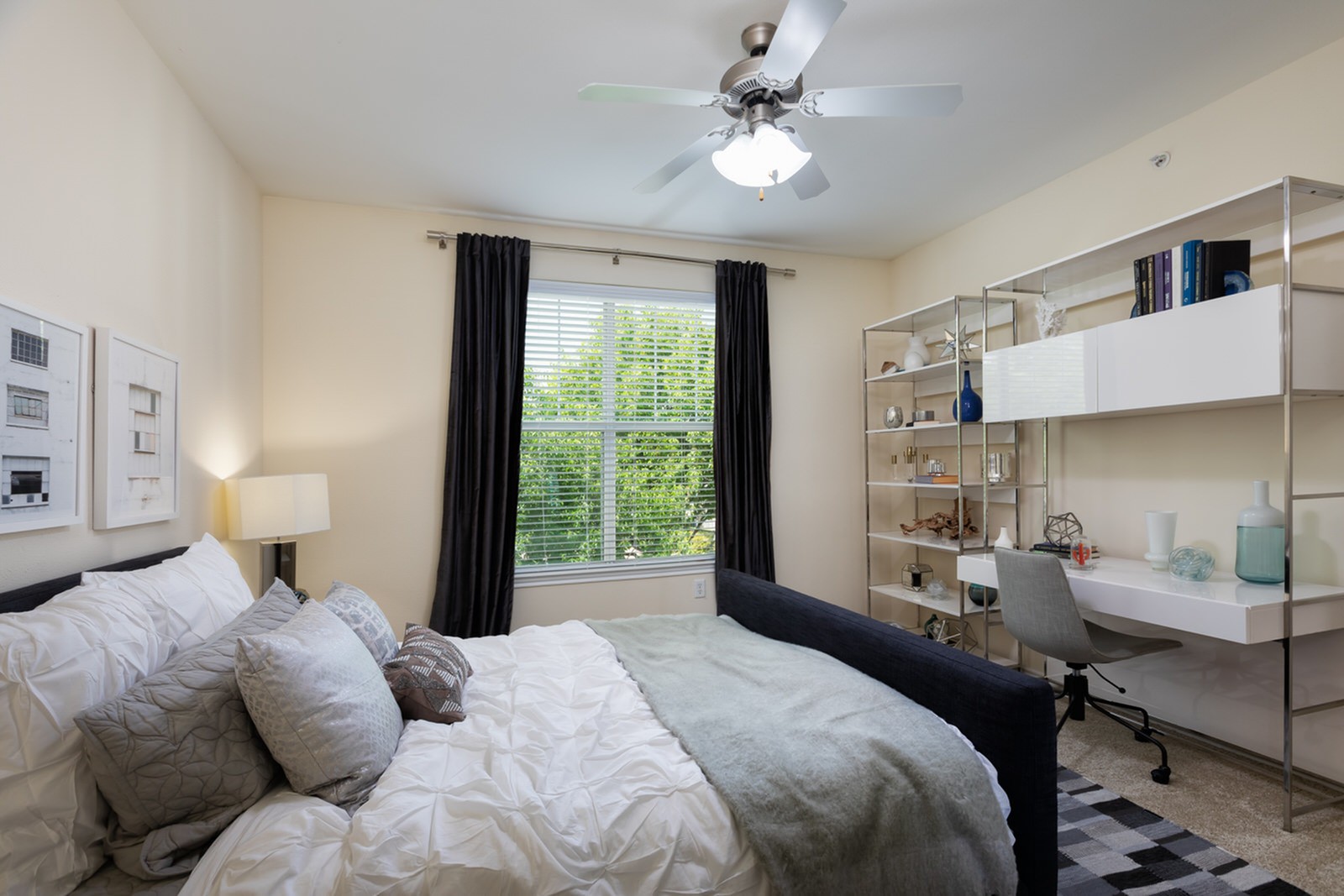 Kia Ora Luxury Apartments, Plano - (see pics & AVAIL)