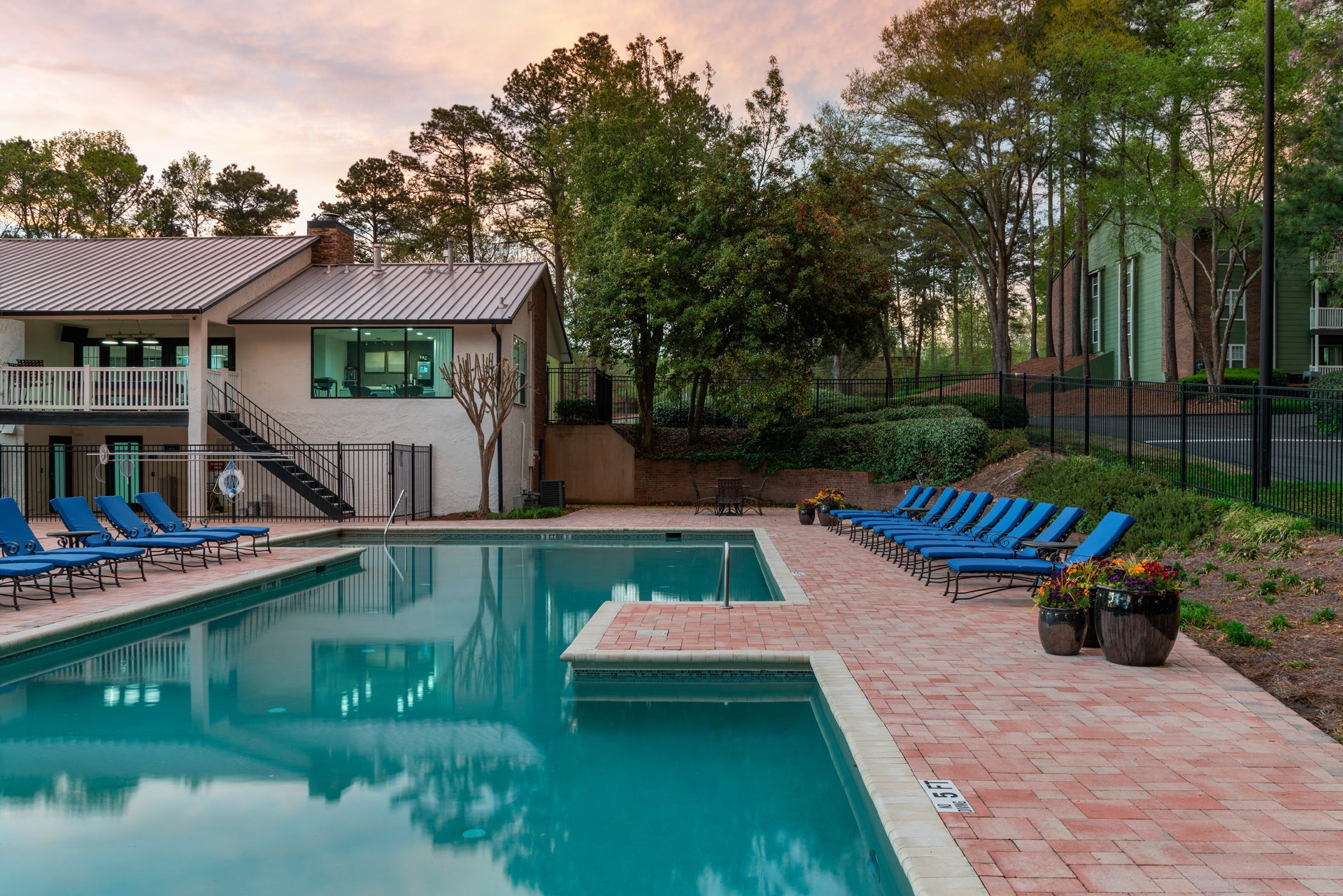 Veridian At Sandy Springs, Sandy Springs - (see pics & AVAIL)