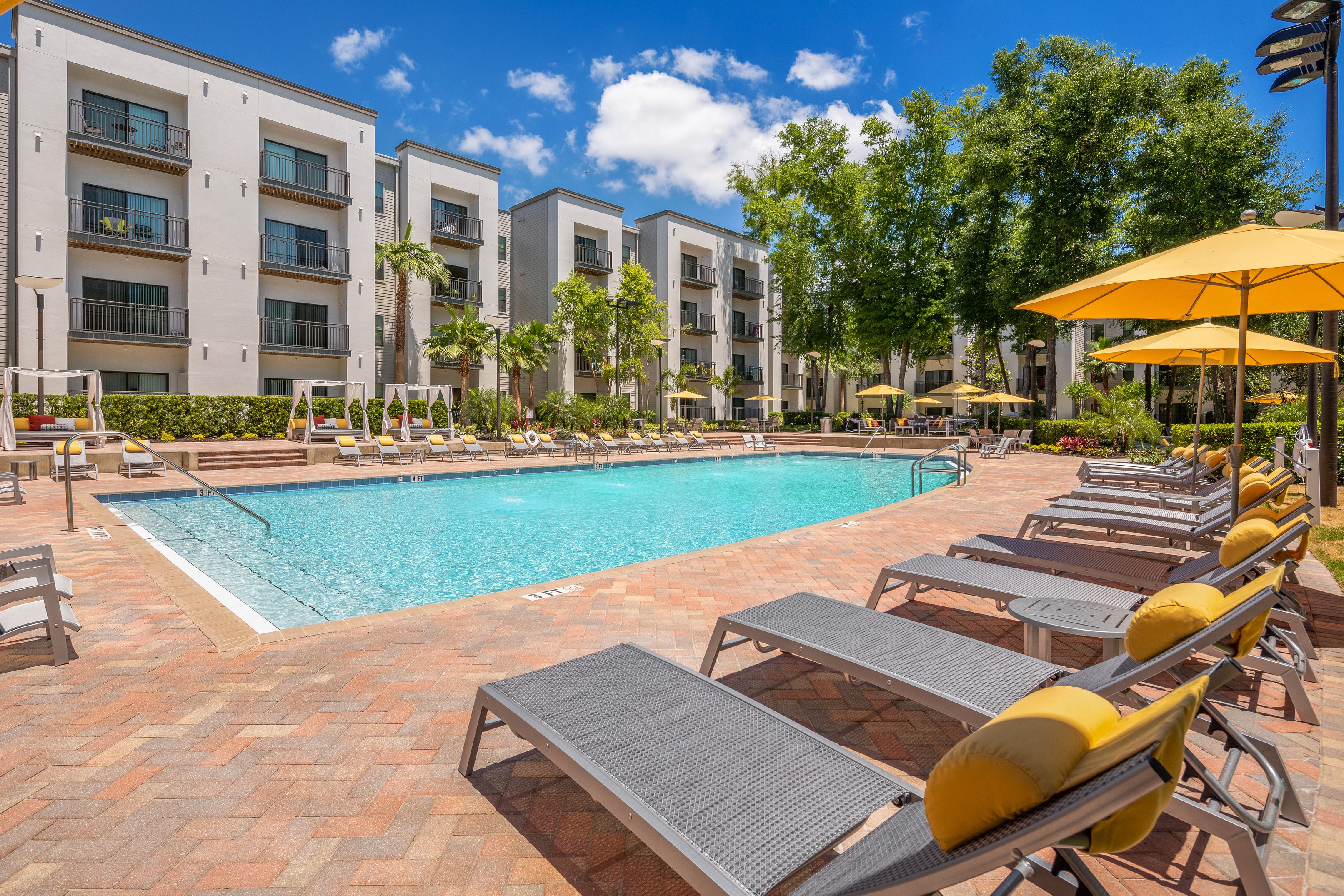 Solara Apartments, Sanford - (see pics & AVAIL)
