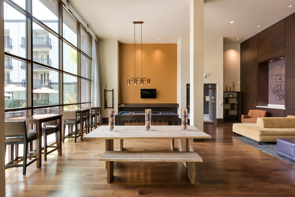 Lawrence Station Apartments, Sunnyvale (see reviews