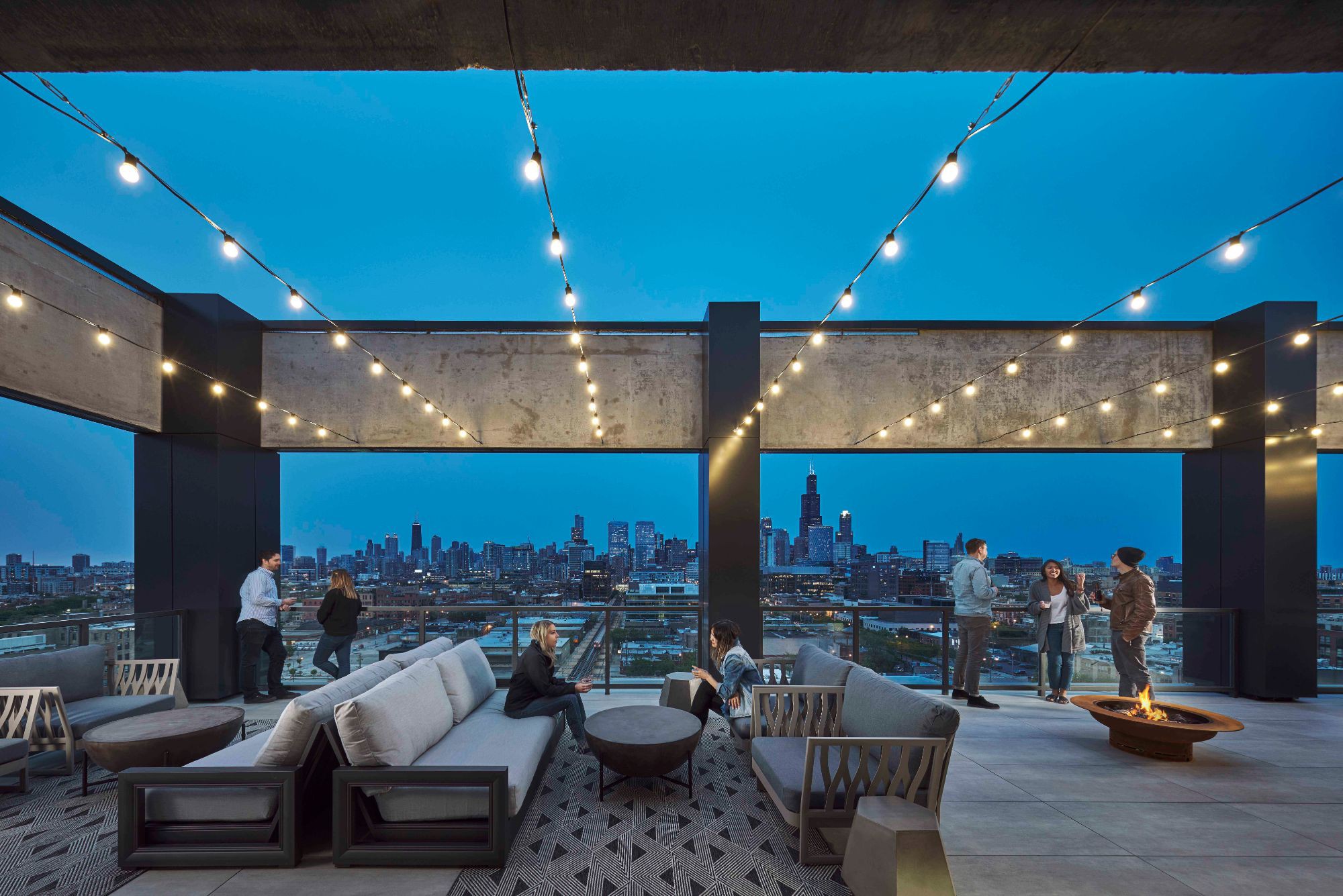 The Mason, Chicago - (see pics & AVAIL)