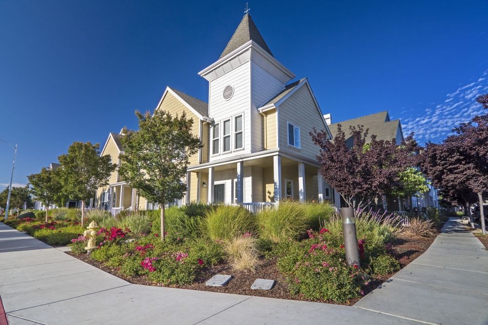 Vineyards Apartments, Gilroy (see pics & AVAIL)