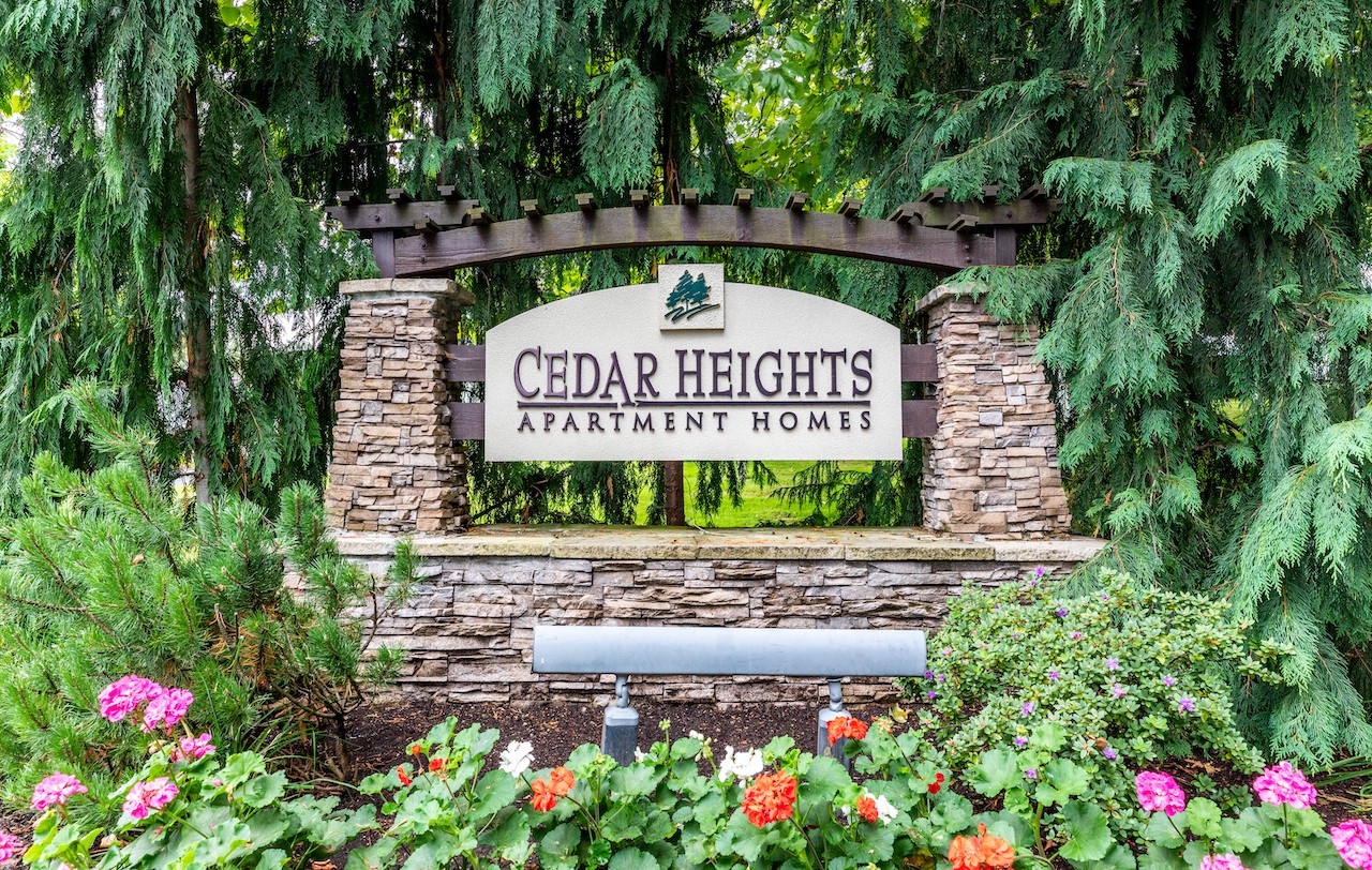 Cedar Heights, Kirkland (see pics & AVAIL)