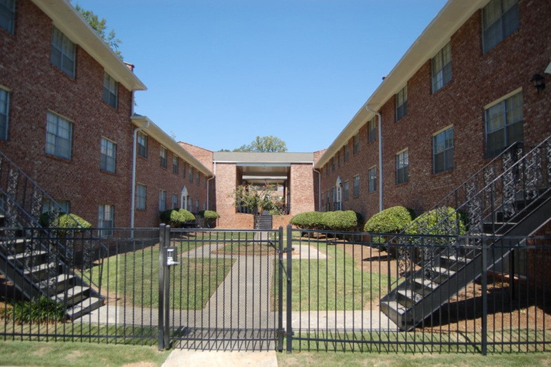 Windsor Hall, Atlanta - (see reviews, pics & AVAIL)