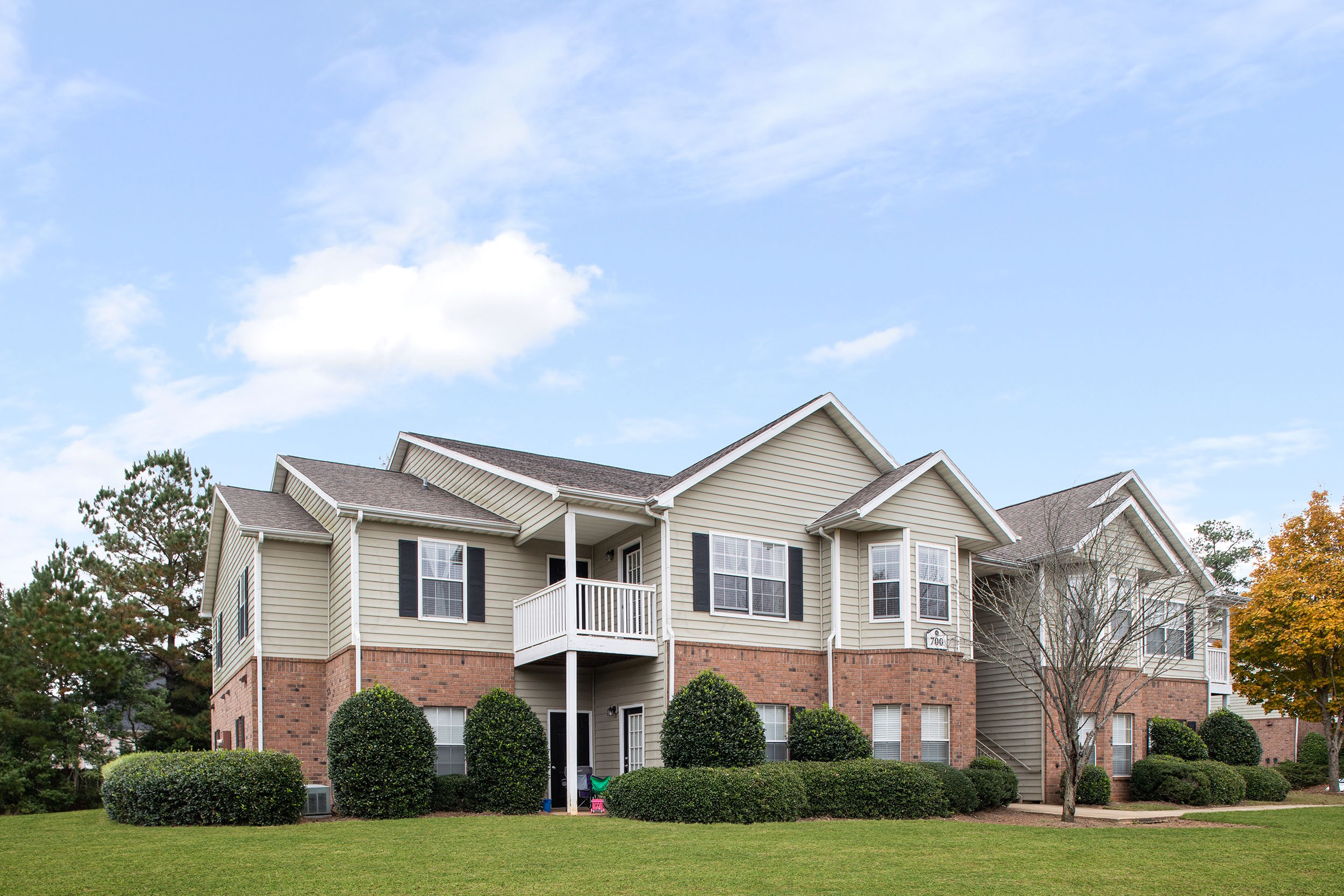 Waterford Landing, Mcdonough (see pics & AVAIL)