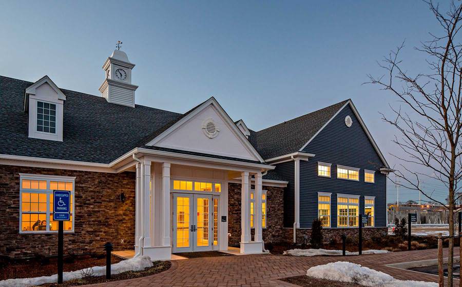 Avalon Huntington Station, Huntington Station - (see pics & AVAIL)