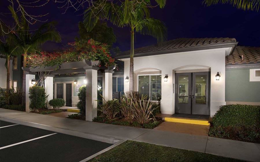 Avalon Mission Oaks, Camarillo (see pics &amp; AVAIL)