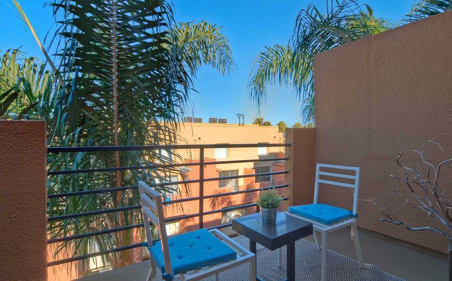 Avalon Woodland Hills, Los Angeles (see pics &amp; AVAIL)