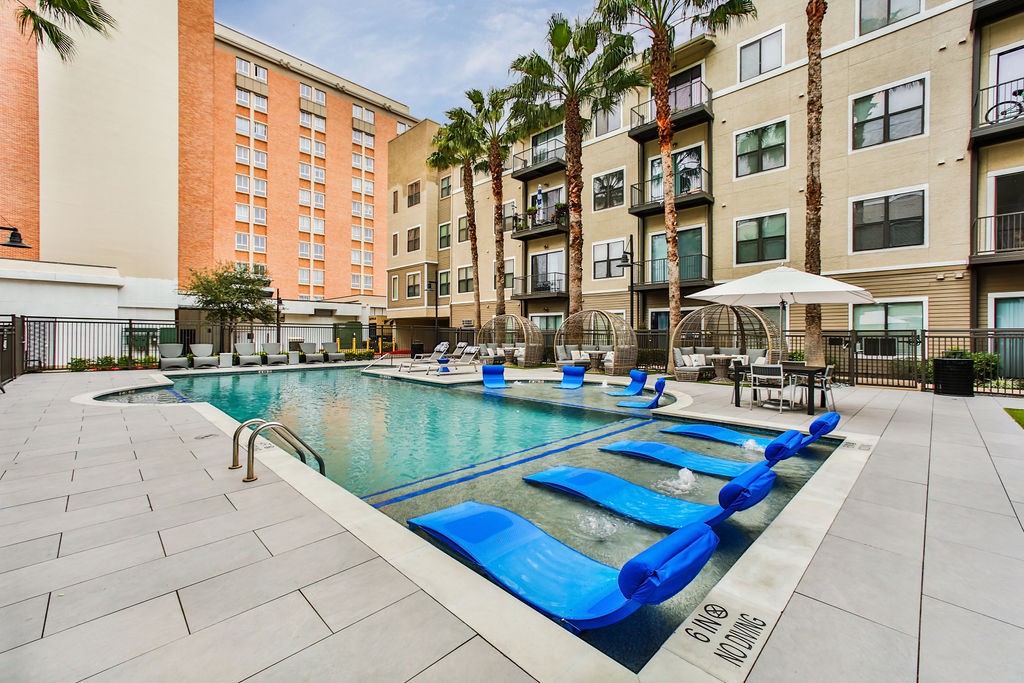 Broadstone Lofts at Hermann Park, Houston (see pics &amp; AVAIL)