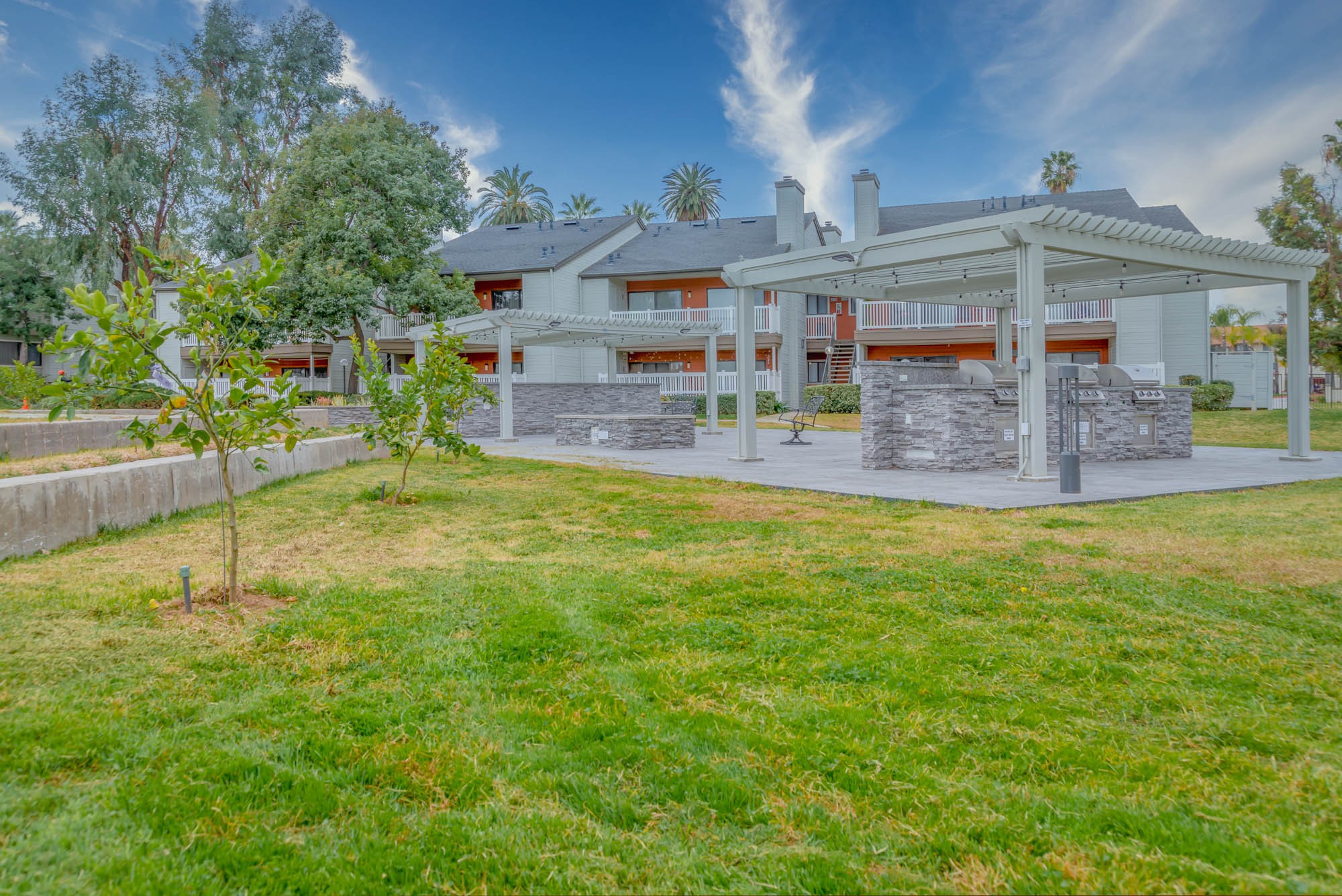 Parkview Terrace, Redlands - (see pics & AVAIL)