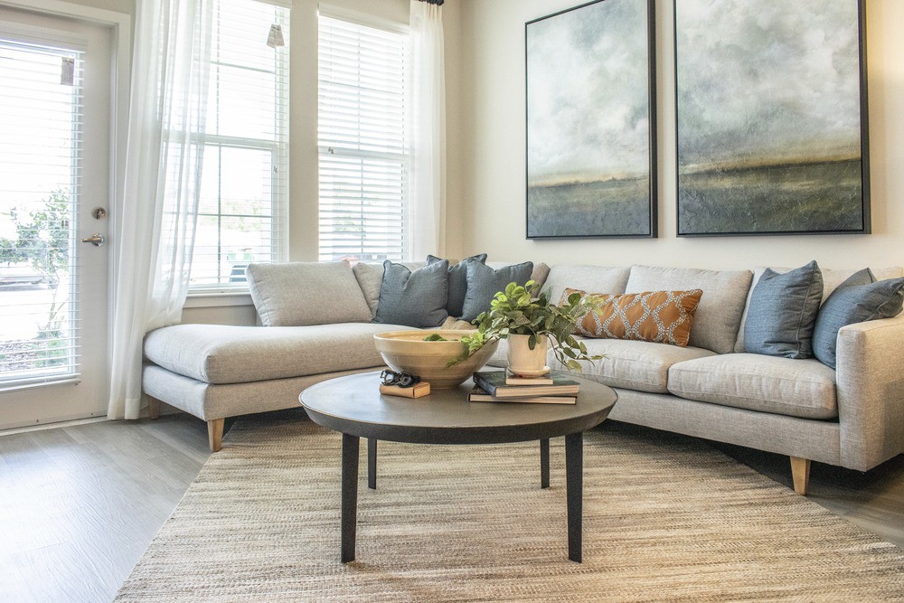 Shadetree Apartments, Ruskin - (see pics & AVAIL)