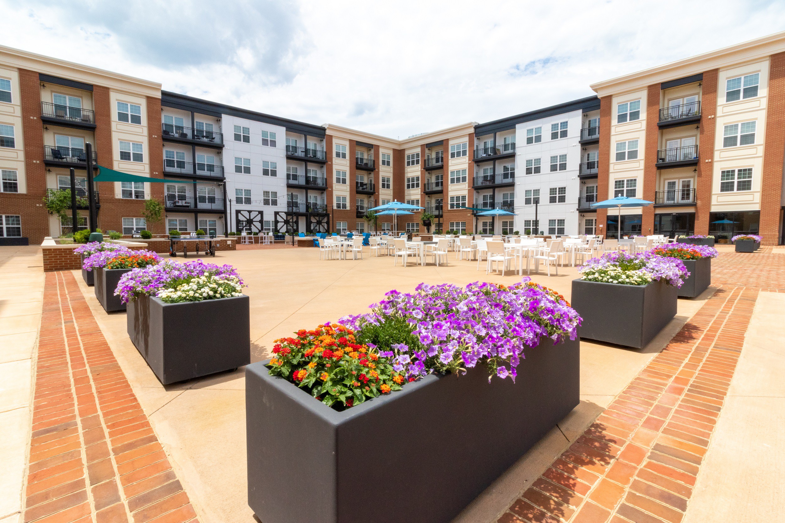 Penstock Quarter Apartments, Richmond - (see pics & AVAIL)