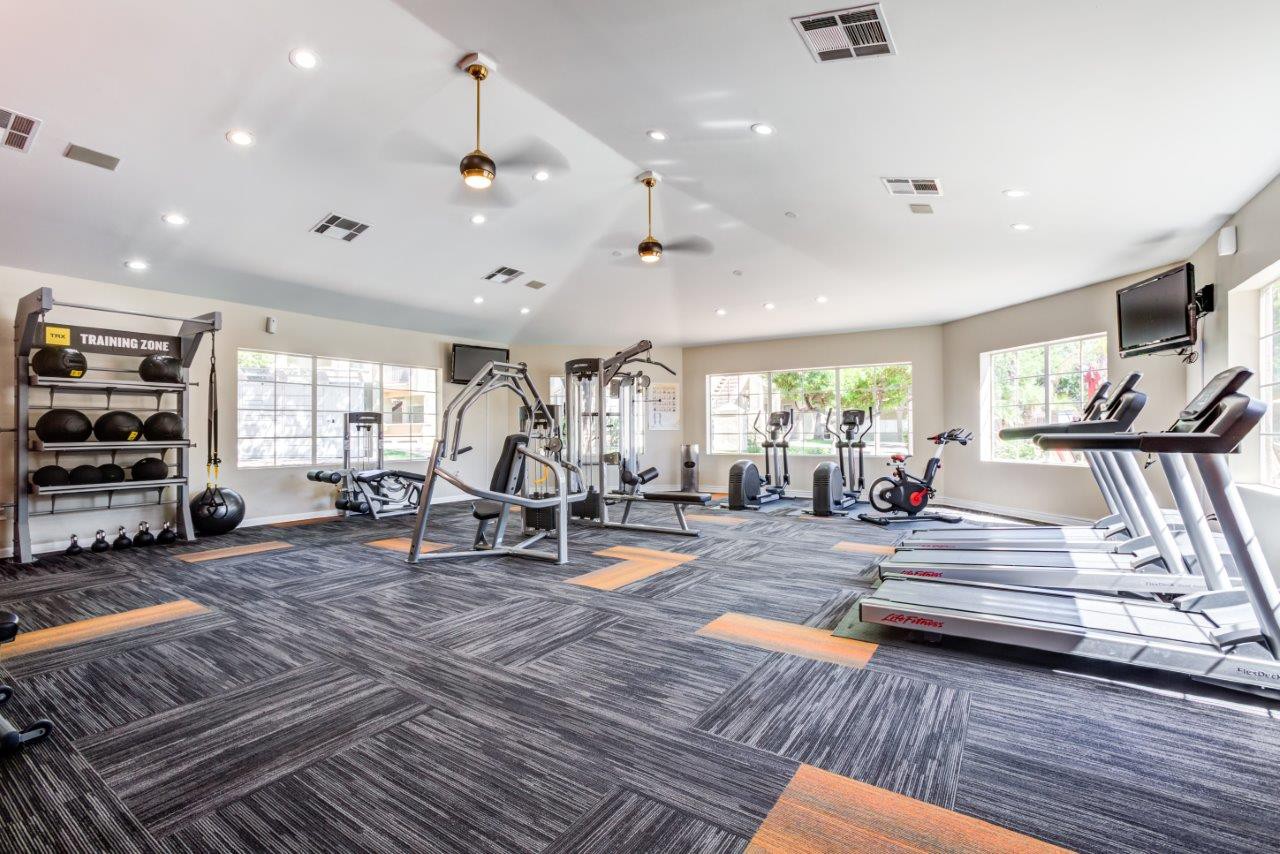 Finisterra Apartment Homes, Tempe - (see pics & AVAIL)