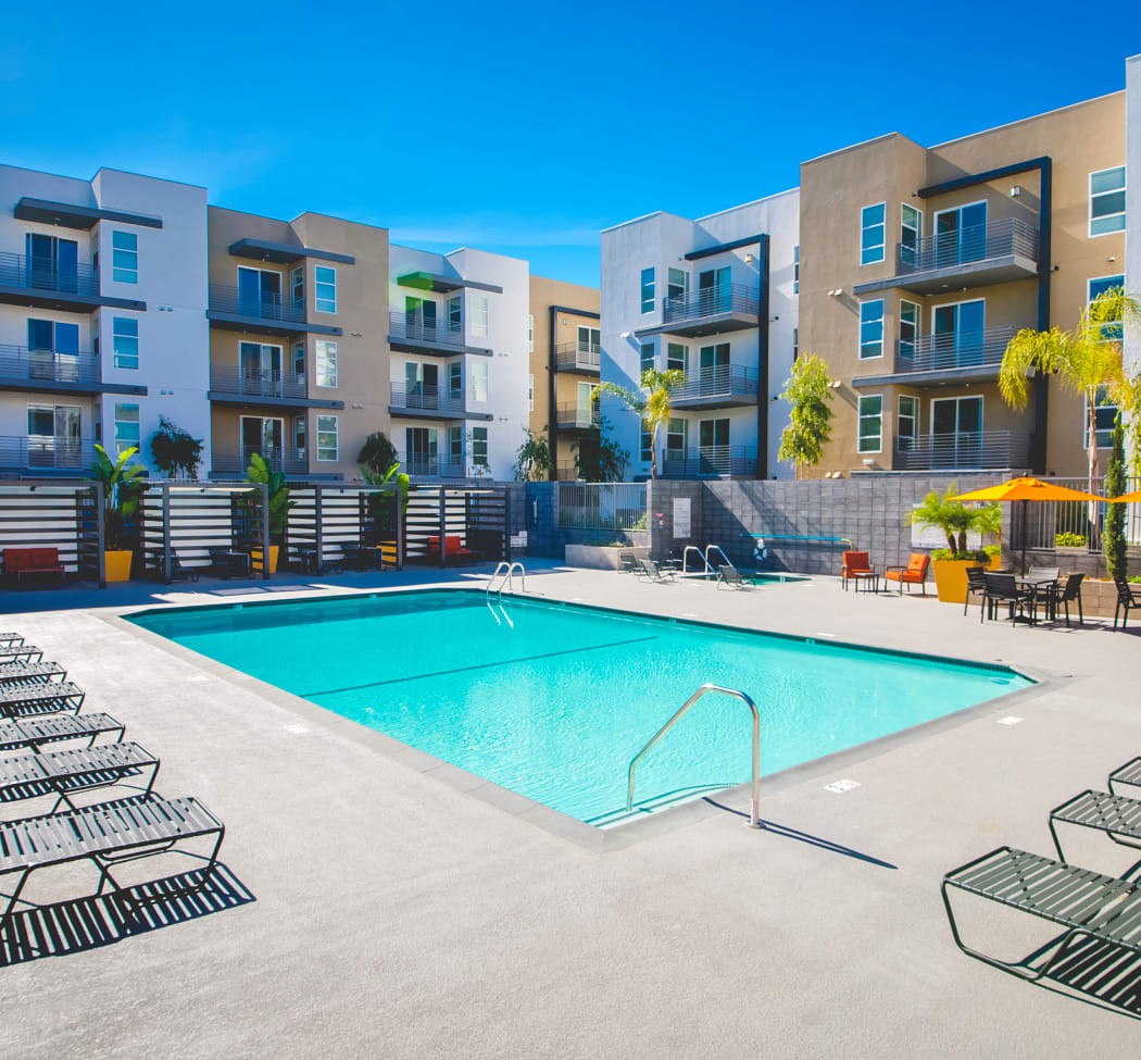 IMT Sherman Circle, Los Angeles (see pics &amp; AVAIL)