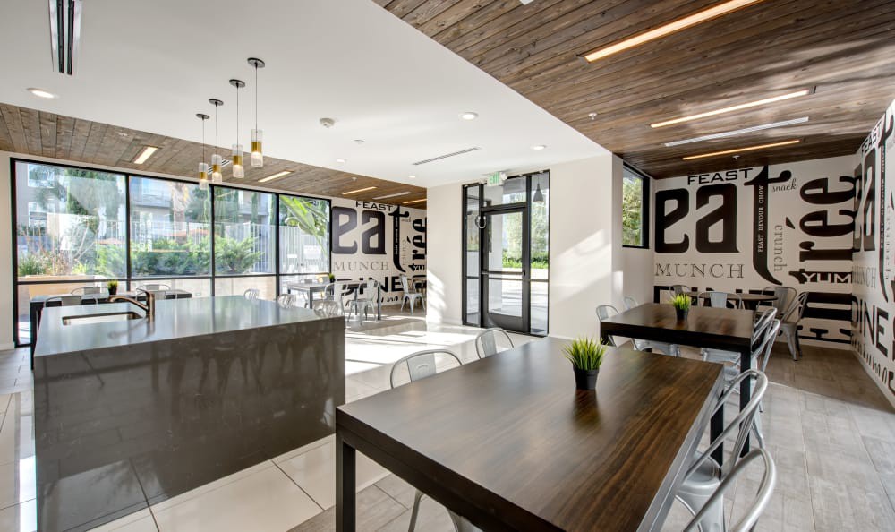 IMT Sherman Circle, Los Angeles (see pics &amp; AVAIL)