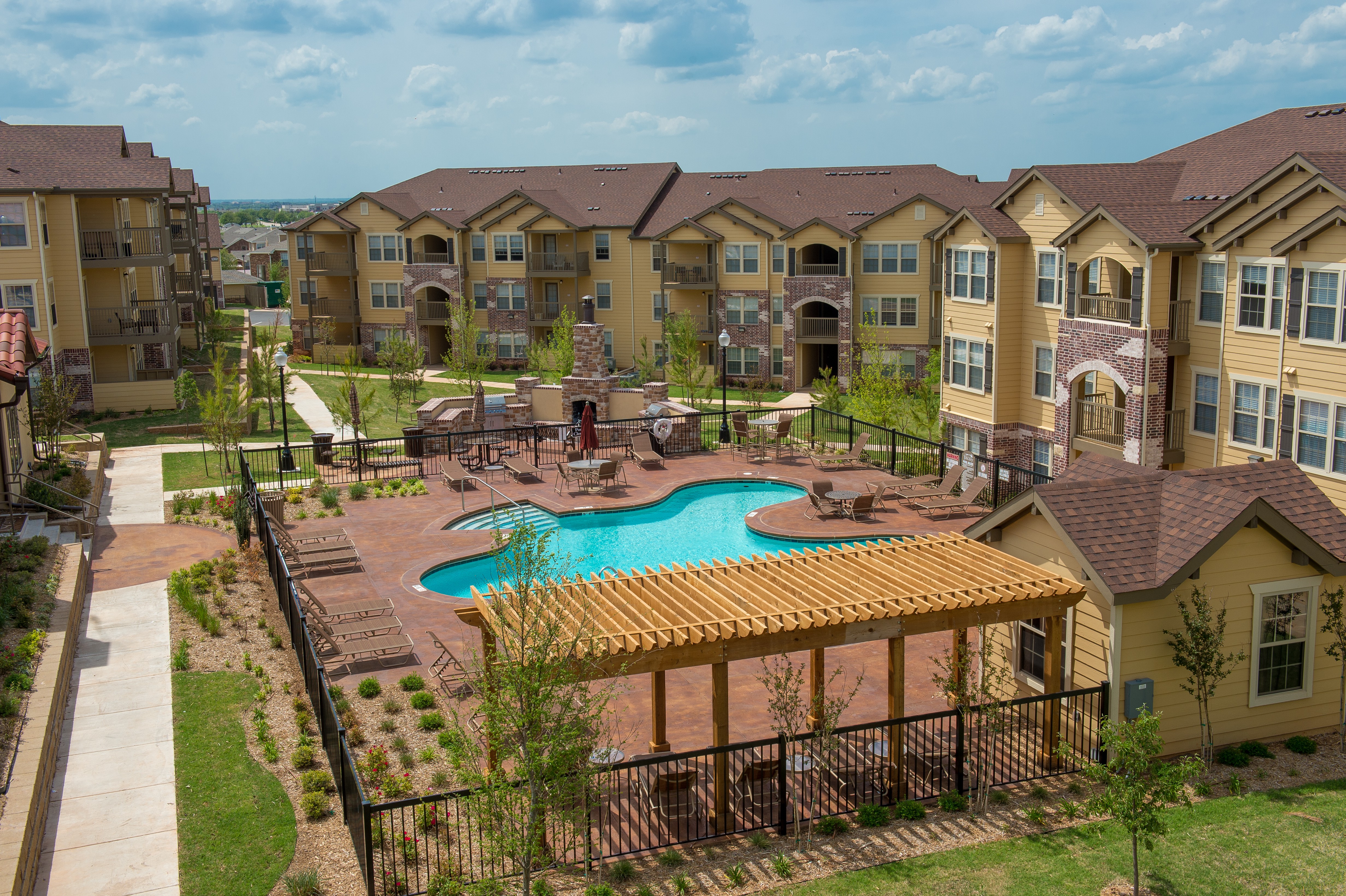 Park at Tuscany, Oklahoma City - (see pics & AVAIL)