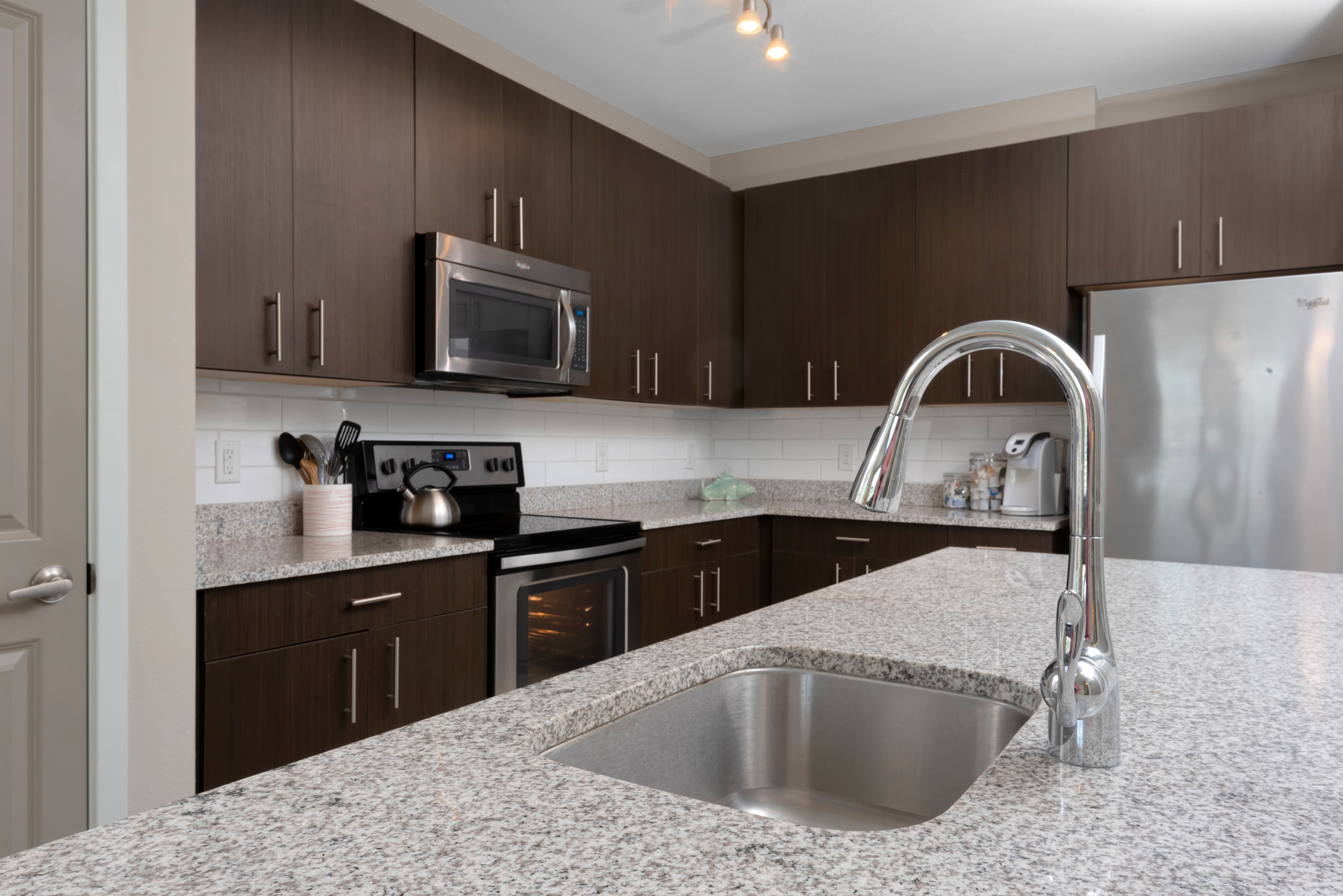 C of C Student Apartments For Rent | College Student Apartments