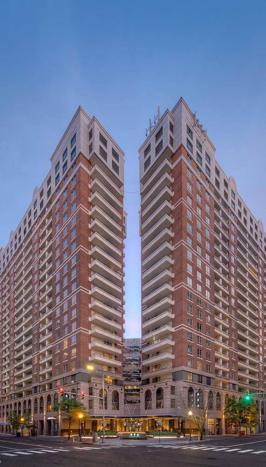 AVA Ballston Square, Arlington - (see pics & AVAIL)