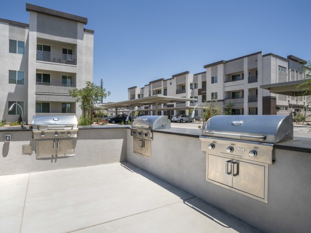 Acero Cooley Station, Gilbert - (see pics & AVAIL)