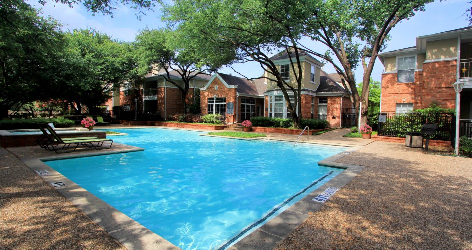 Kensington Square Apartments, Dallas - (see pics & AVAIL)