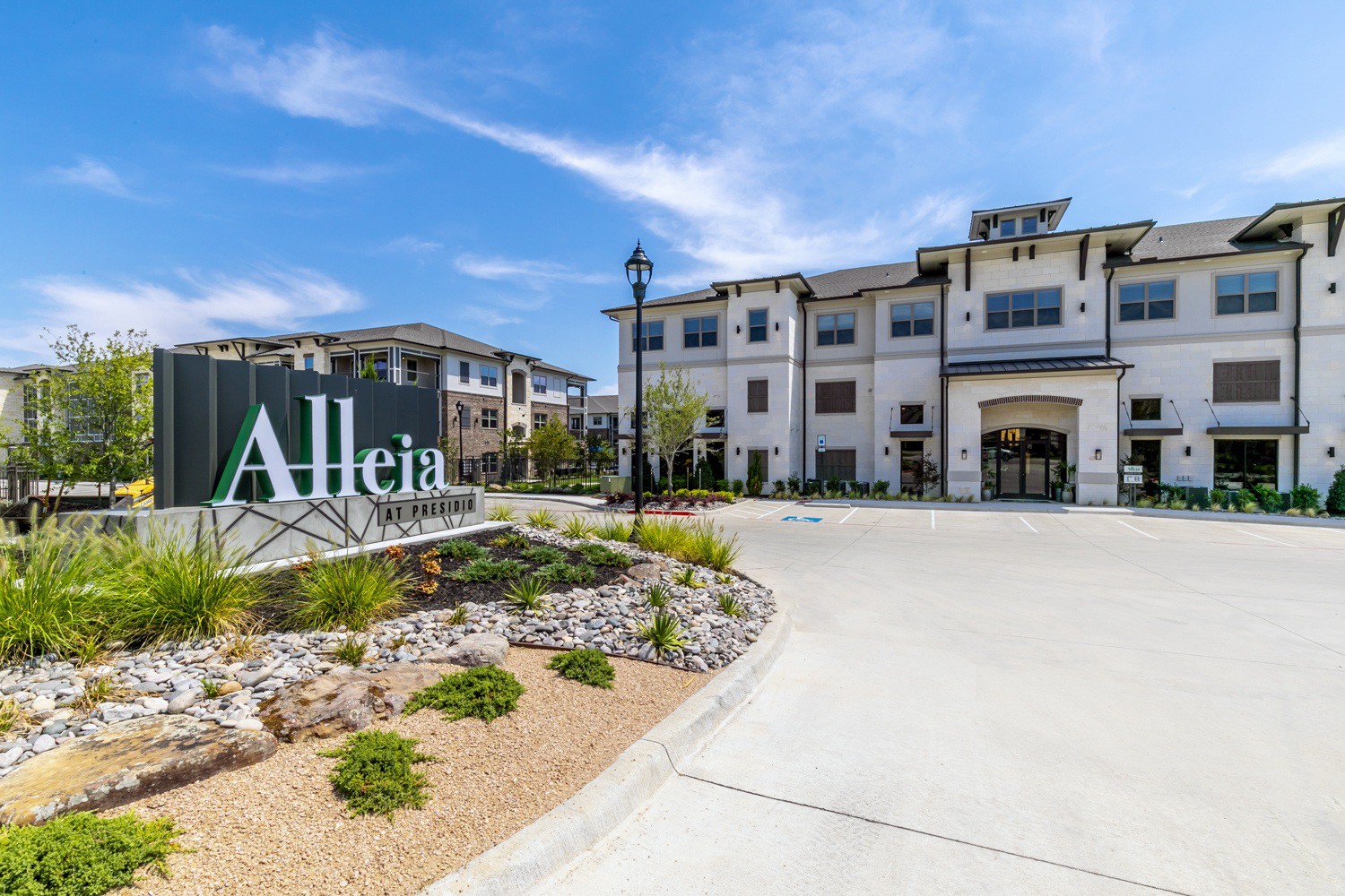 Alleia at Presidio, Fort Worth - (see pics & AVAIL)