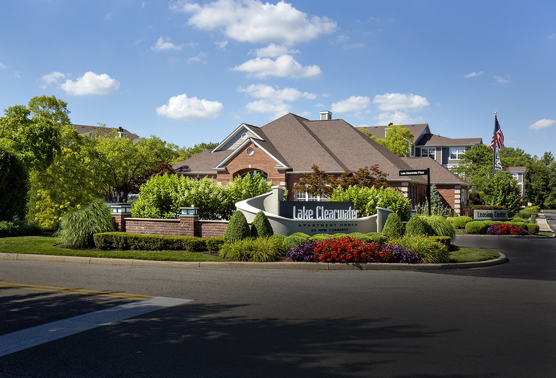 Lake Clearwater Apartments, Indianapolis - (see pics & AVAIL)