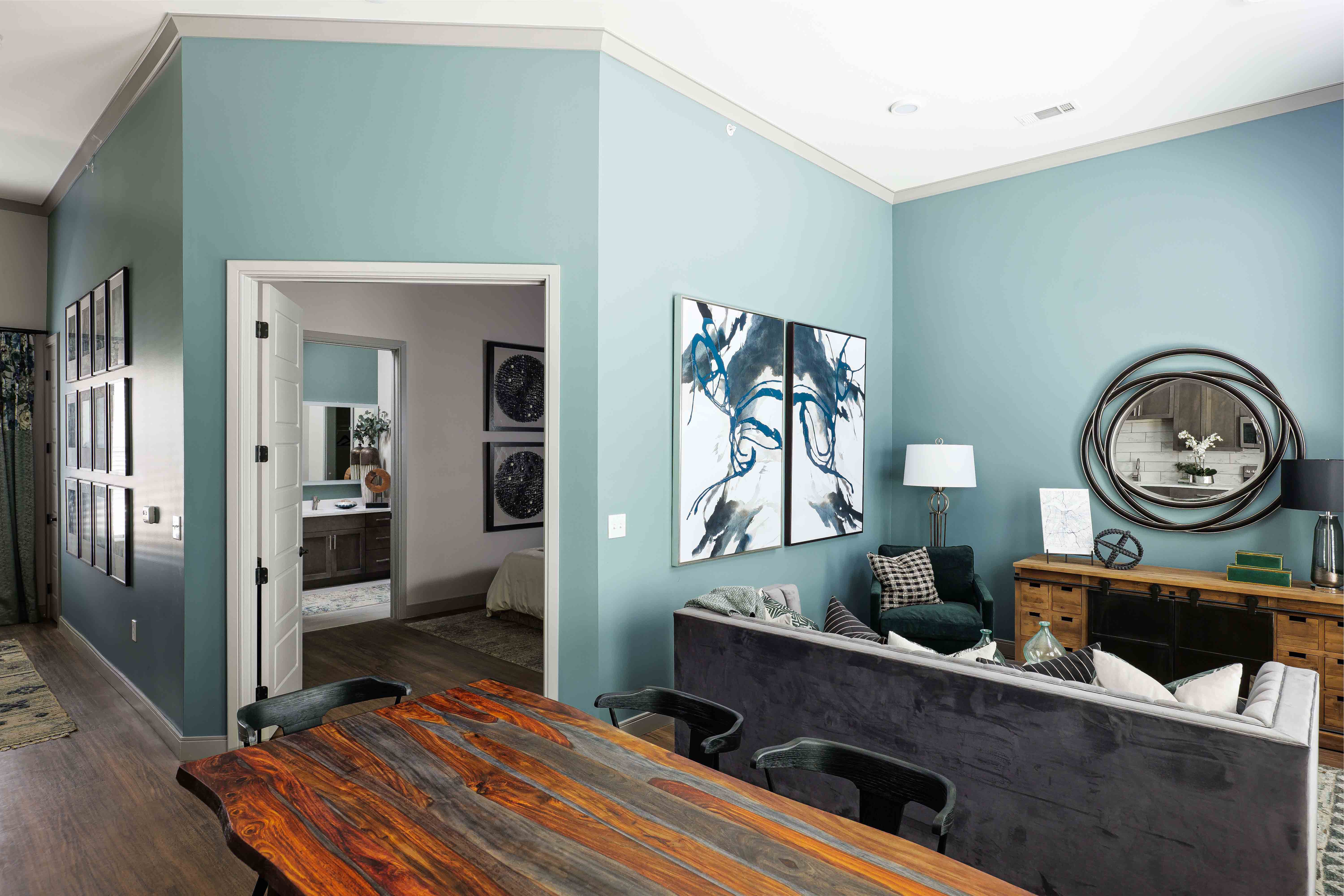 Upton Oxmoor Apartments, Louisville - (see pics & AVAIL)